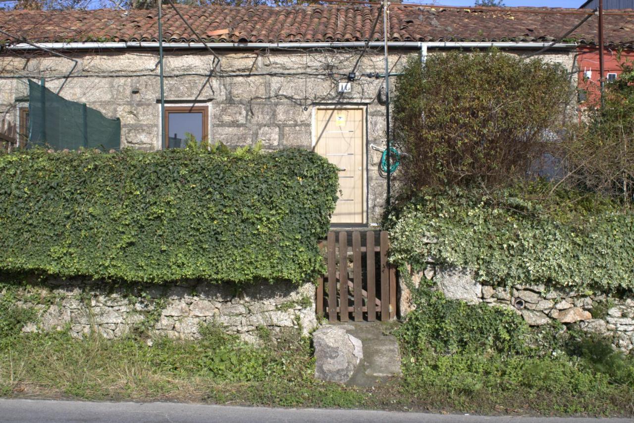 サンティアゴ・デ・コンポステーラ Tipica Casa De Piedraヴィラ エクステリア 写真